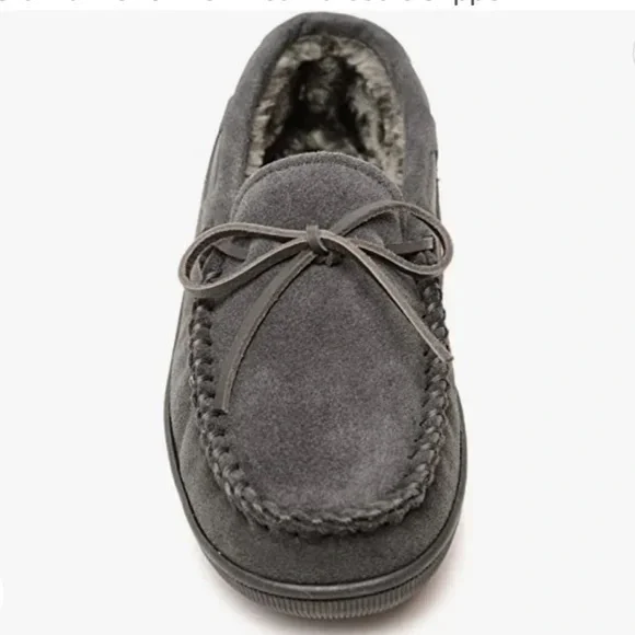 Minnetonka | Shoes | Minnetonka Pile Lined Hardsole Grey  display picture 1